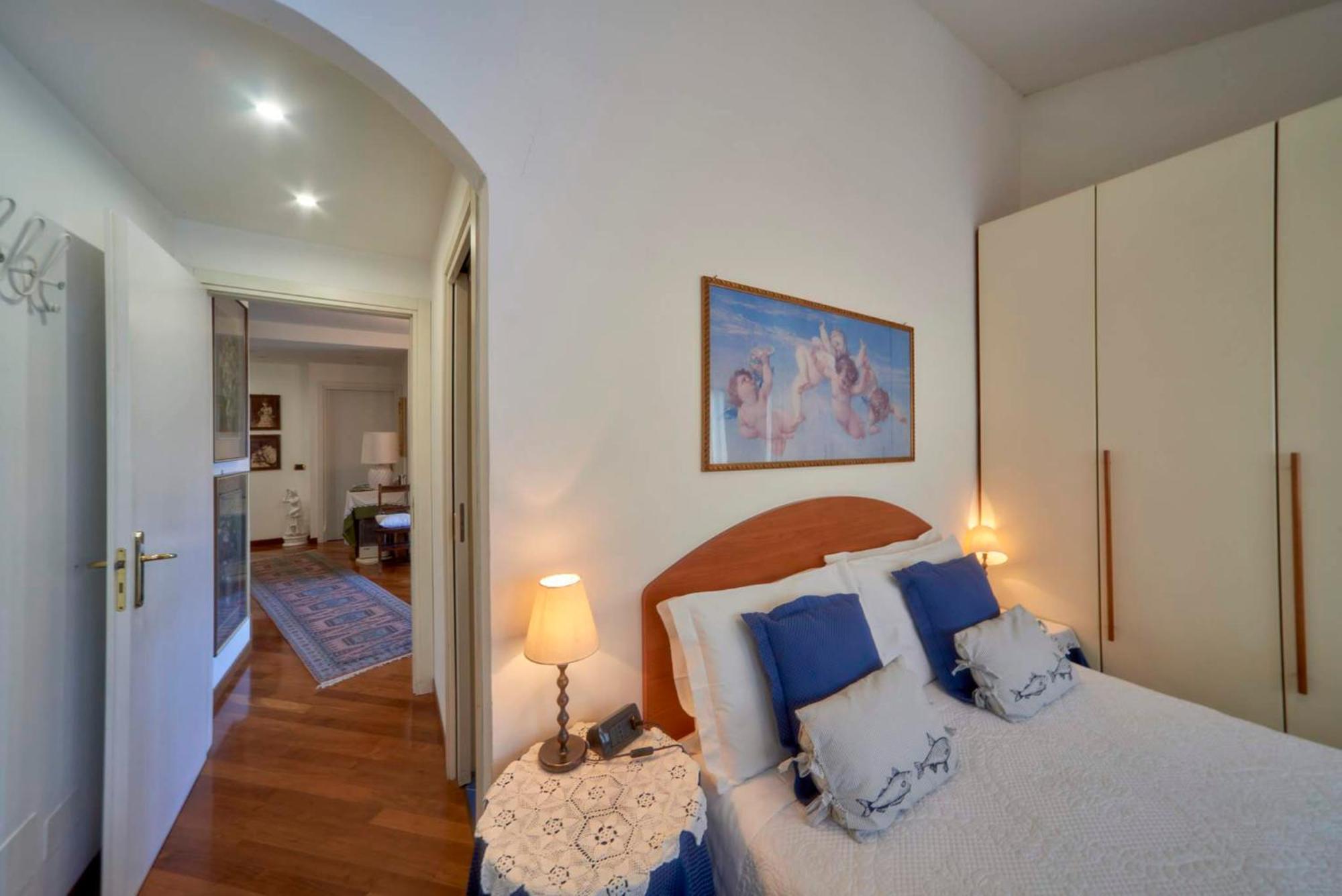 Tosca House 2 Bed & Breakfast วาเรนนา ภายนอก รูปภาพ