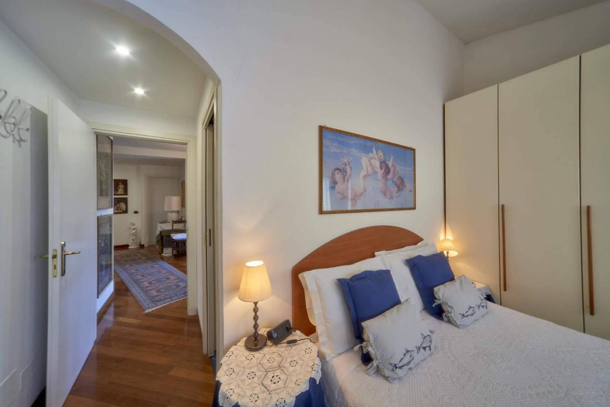 Tosca House 2 Bed & Breakfast วาเรนนา ภายนอก รูปภาพ