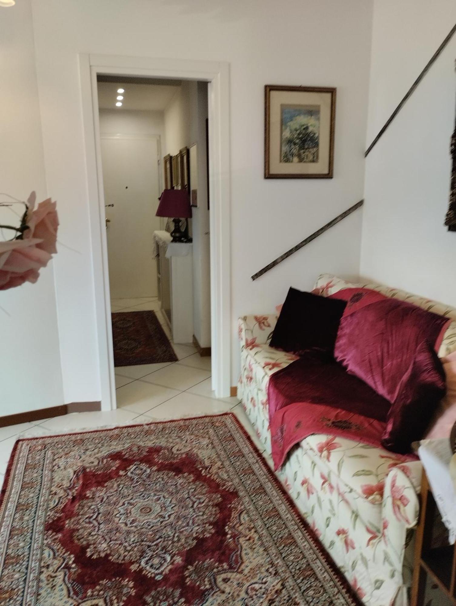 Tosca House 2 Bed & Breakfast วาเรนนา ภายนอก รูปภาพ
