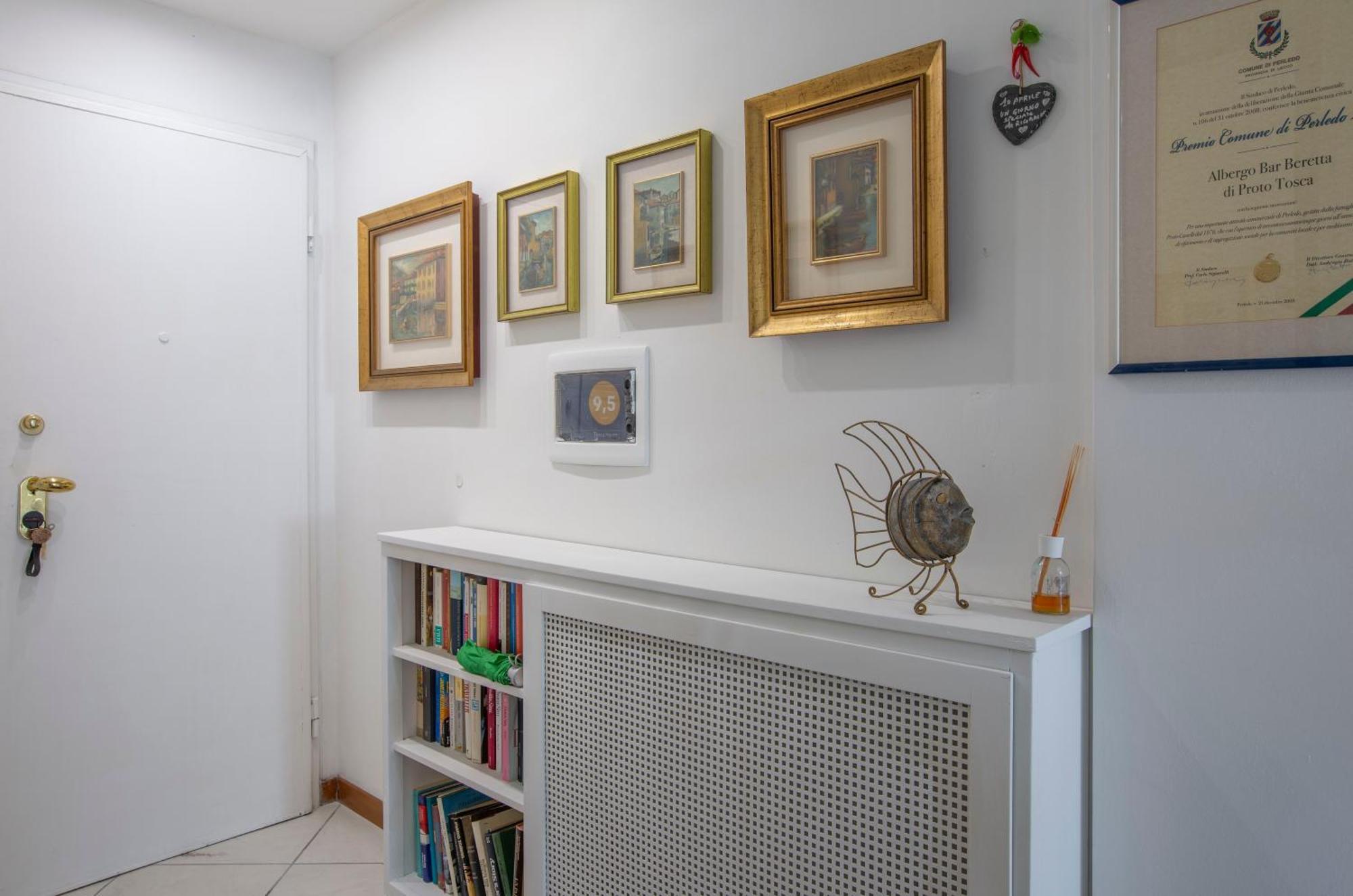 Tosca House 2 Bed & Breakfast วาเรนนา ภายนอก รูปภาพ